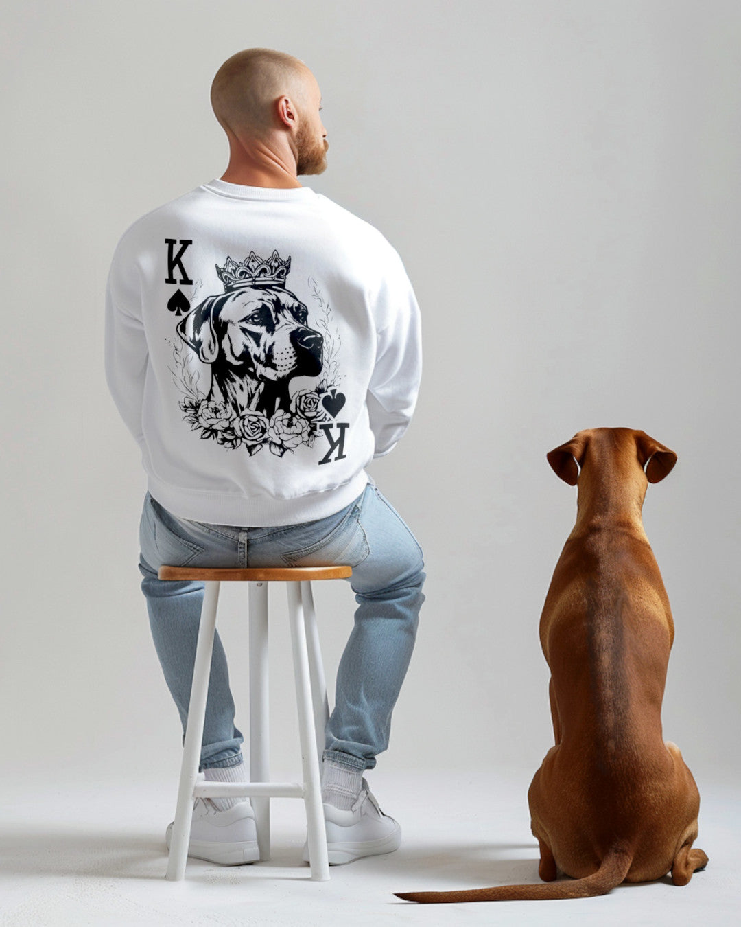 Pikkönig Organic Oversize Hoodie  - Rhodesian Ridgeback - Model - Beispiel