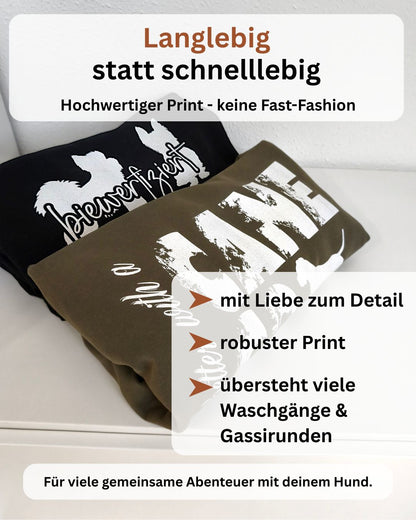Langlebig statt schnelllebig. Hochwertiger Print - keine Fast-Fashion. Mit Liebe zum Detail, robuster Print, übersteht viele Waschvorgänge & Gassirunden. Für viele gemeinsame Abenteuer mit dienem Hund.