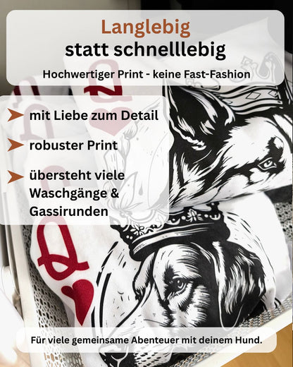 Langlebig statt schnelllebig. Hochwertiger Print - keine Fast-Fashion. Mit Liebe zum Detail, robuster Print, übersteht viele Waschvorgänge & Gassirunden. Für viele gemeinsame Abenteuer mit dienem Hund.