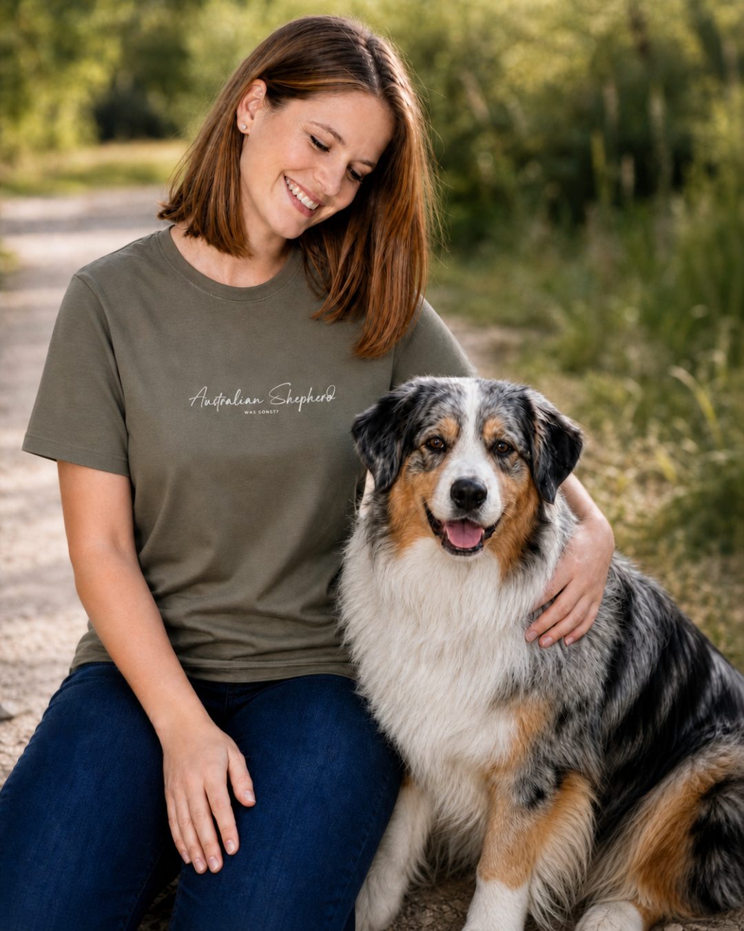 Was sonst? Australian Shepherd - Modelbild Frau mit Aussie